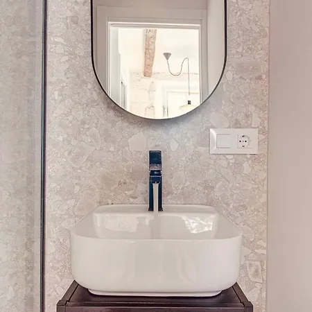 Old Quarter Boutique